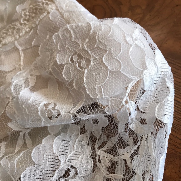 80's Vintage BLOUSE Beautiful White Light Cream Lace Women's Bridal Wedding Top - Picture 4 of 14